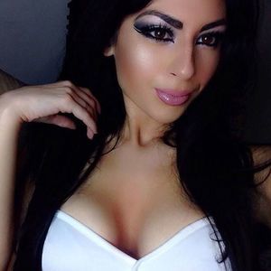 Meet your Posher, Kara